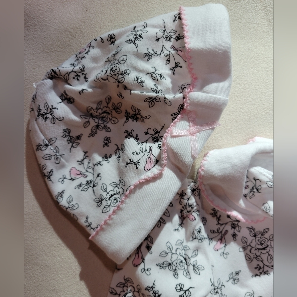 Little Me baby girl floral one piece layette outfit with matching hat 9m - Picture 2 of 7